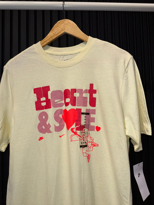 Camiseta Nike Love