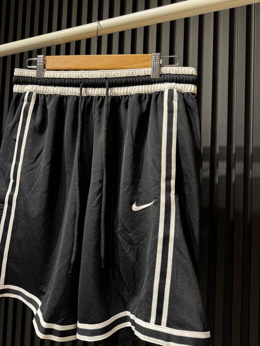 Pantaloneta Nike Dri-FIT DNA+