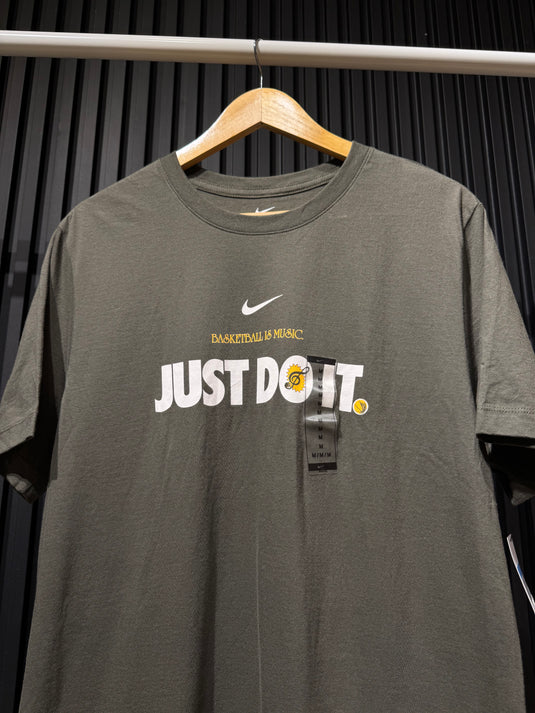 Camiseta Nike Basketball Is Music