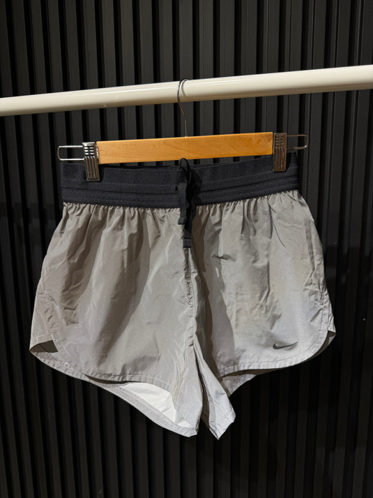 Short Nike Running Division