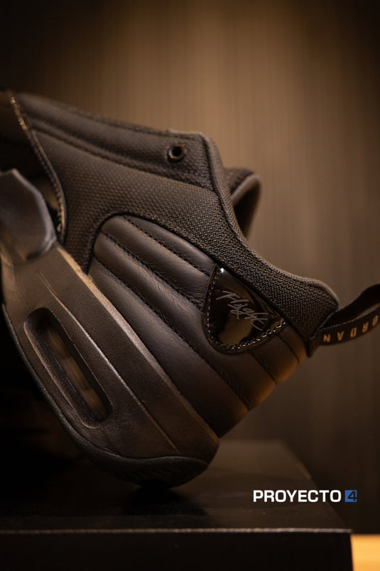 Jordan Max Aura 6 Black/Anthracite/Black