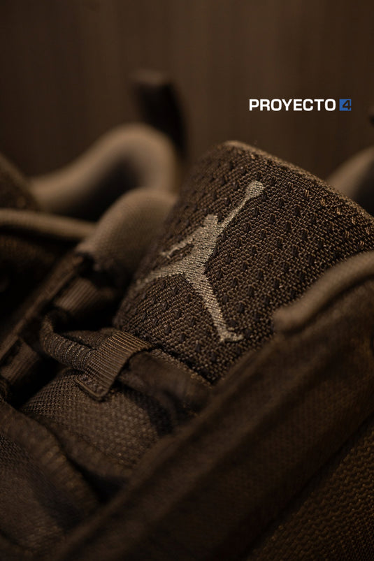 Jordan Max Aura 6 Black/Anthracite/Black