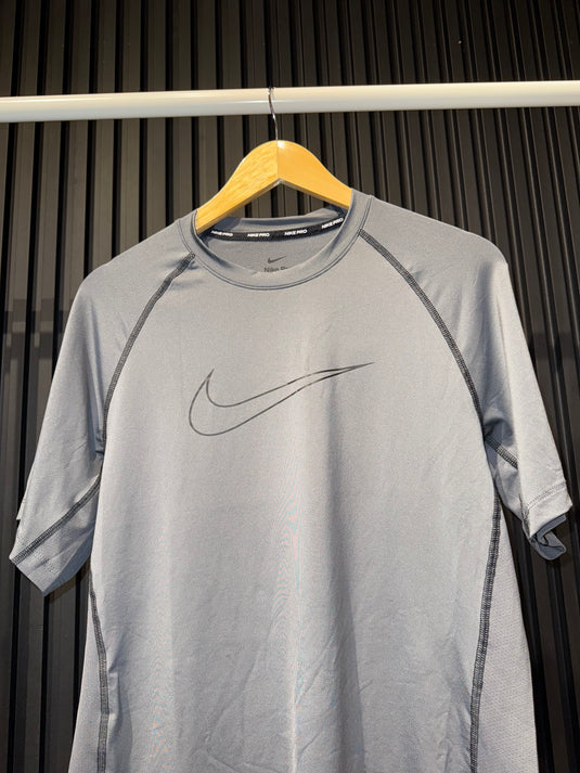 Camiseta Nike Pro