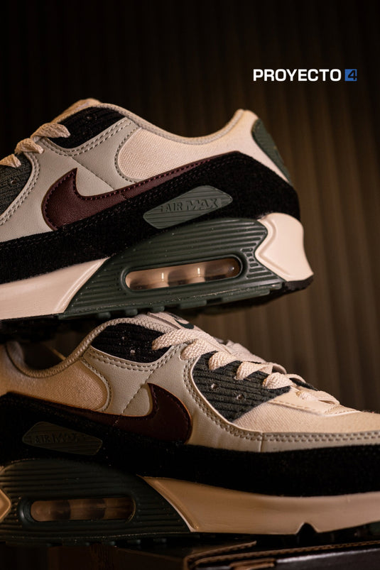 Nike Air Max 90 Premium