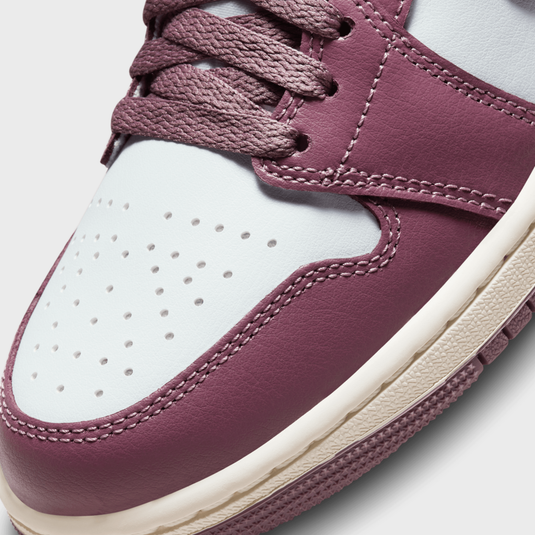 Jordan 1 Mid Women Pure Platinum