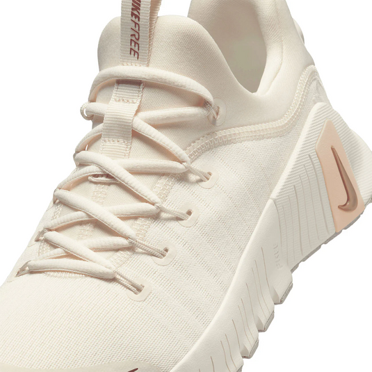 Nike Free Metcon 6 Cream and White