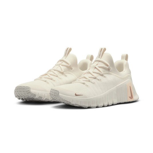 Nike Free Metcon 6 Cream and White