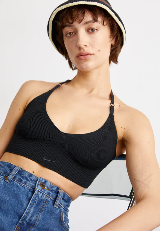 Top Nike CS023